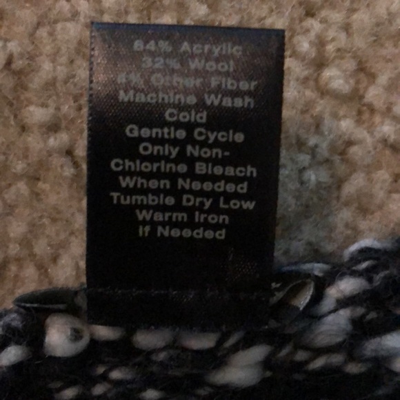 Ann Taylor black and White Sweater - Picture 3 of 3